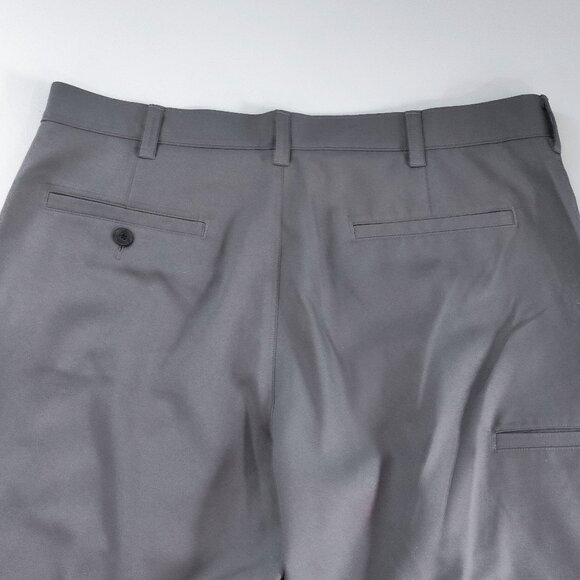 PGA Tour Golf shorts active wear flat front grey men's size 36 - Picture 4 of 11